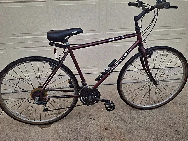 diamondback cross country hybrid 20" bicycle good condition