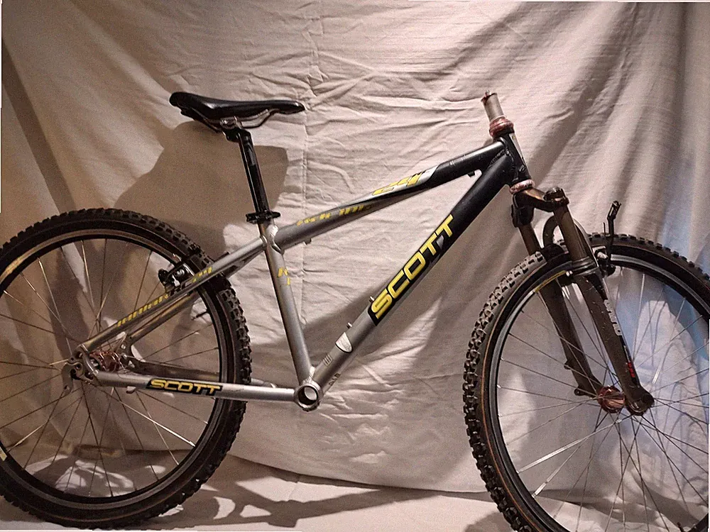 Scott Racing RC 24 Kid s XC racing bike (partial build)