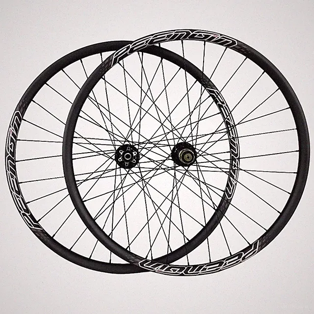 Ultra-Light Carbon Mountain Bike Wheelset Tubeless Compatible MTB XC Rim