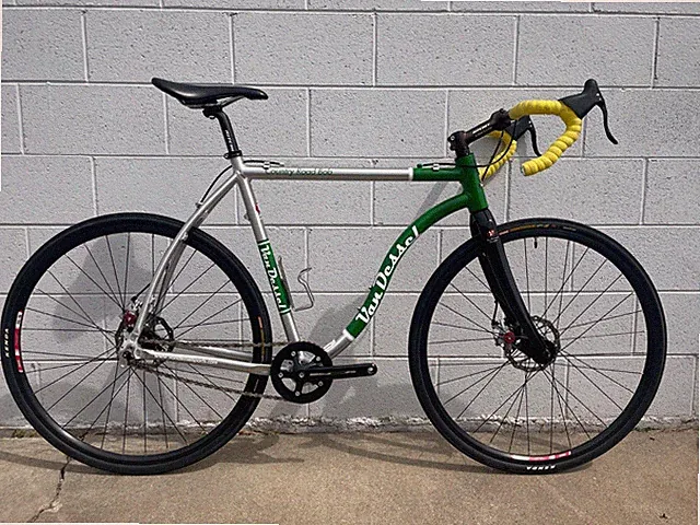 Van Dessel Country Road Bob 2010