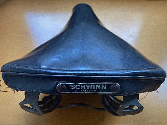 VTG Schwinn Approved Double Rail Sprung Cruiser Saddle Seat for Town & Country